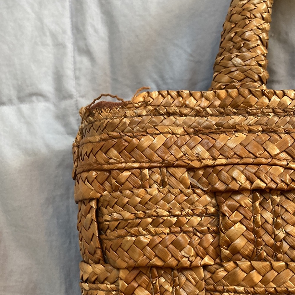 Straw Handbag - Picture 7 of 9